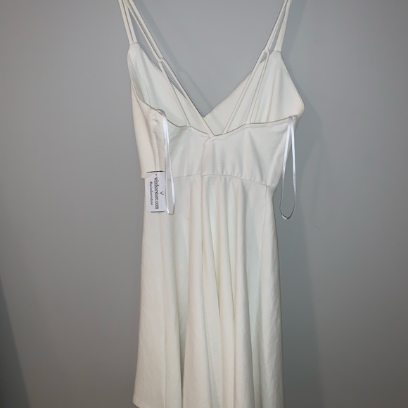 NEW Windsor white summer dress! - Picture 3 of 3
